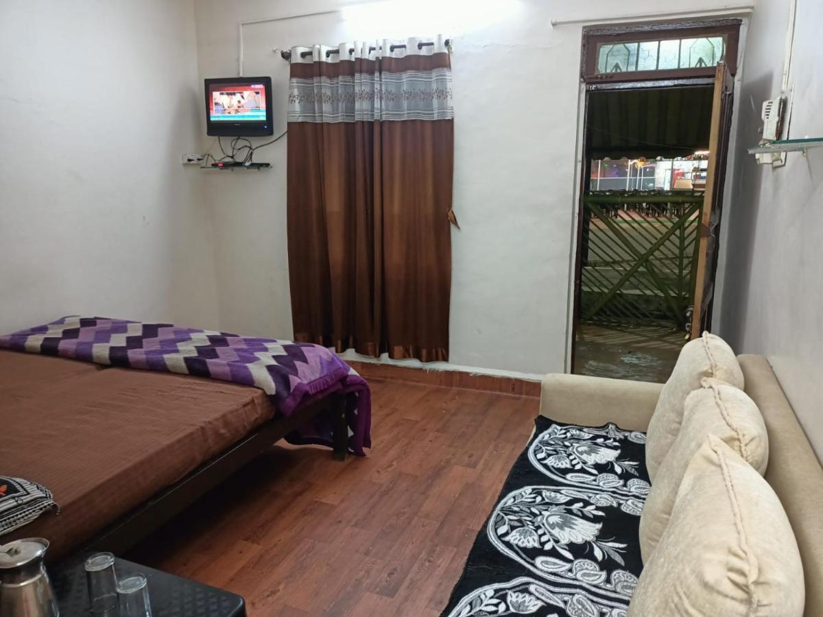 Hotel Adrose &.cottages Colva