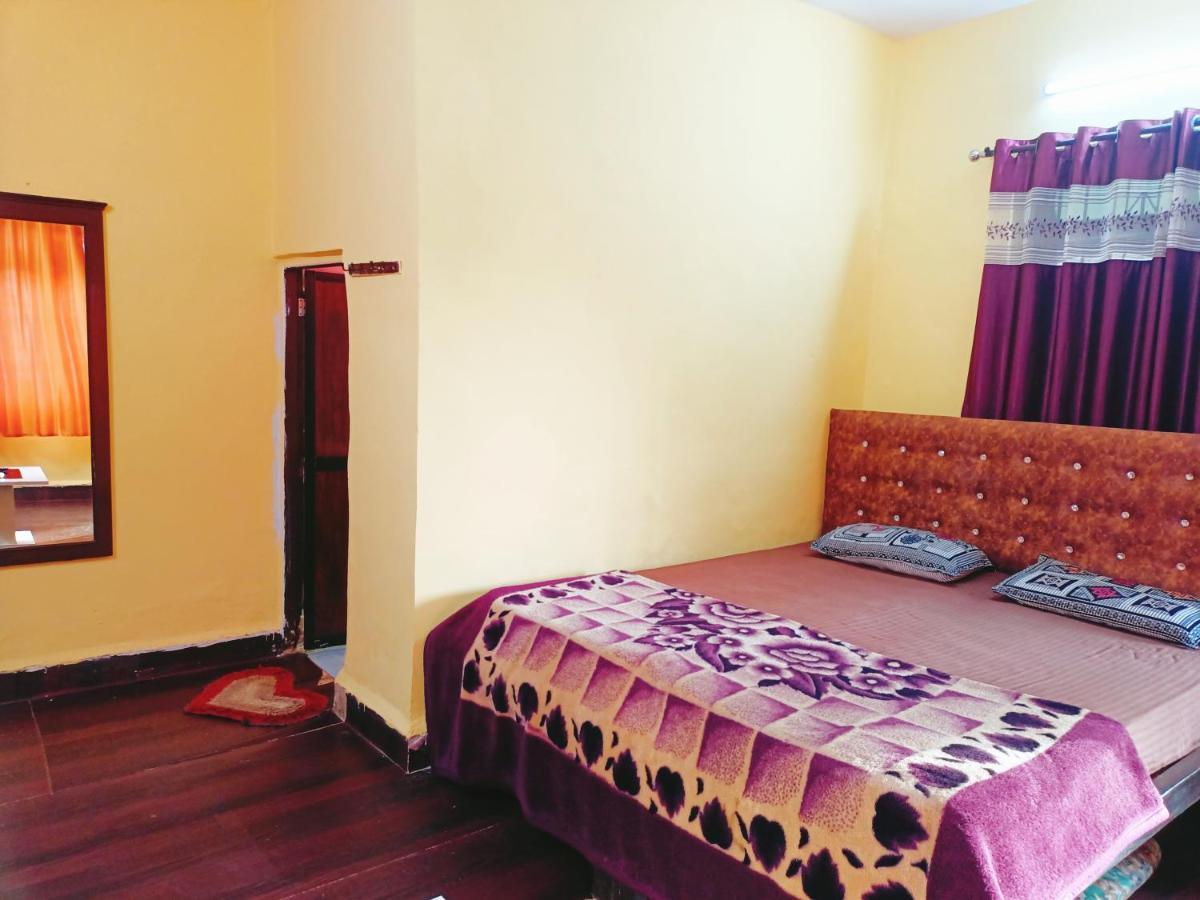 Hotel Adrose &.cottages Colva